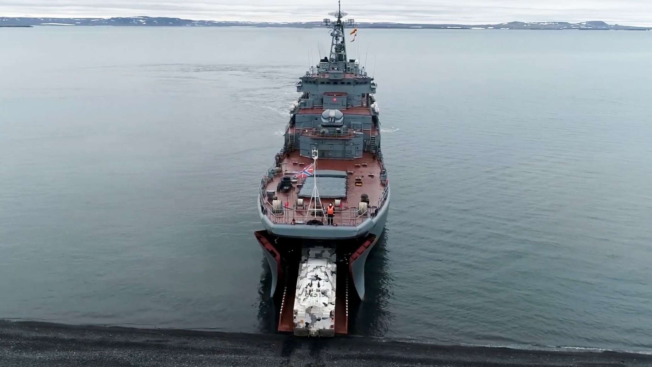 تزويد سفن الإنزال الروسية في البحر الأسود بأنظمة "تور"