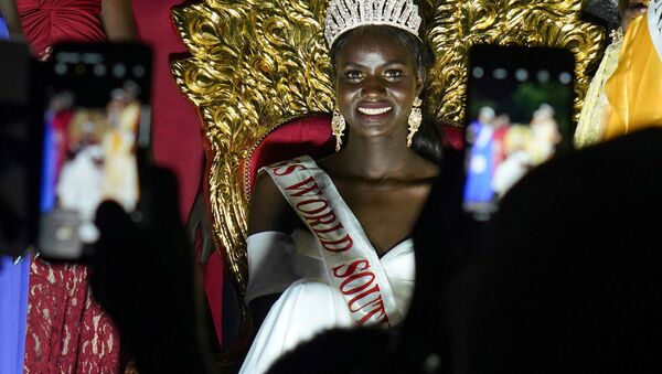 ماريا ناياينا، 22 عاما، الفائزة بلقب ملكة جمال جنوب السودان في جوبا - سبوتنيك عربي