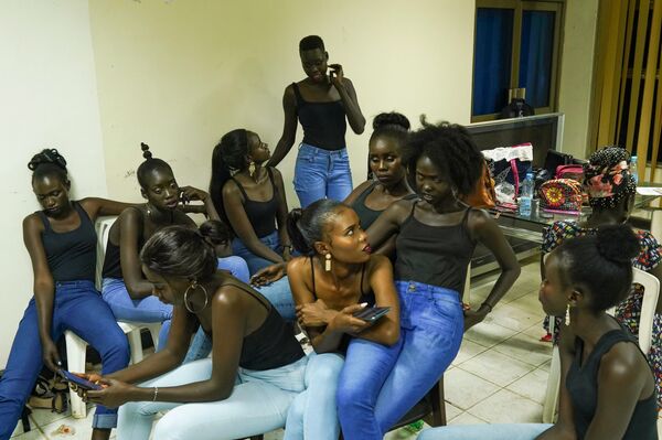 المتسابقات في مسابقة ملكة جمال جنوب السودان في جوبا - سبوتنيك عربي