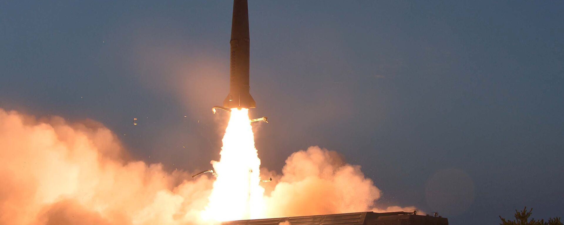 إطلاق صاروخ في كوريا الشمالية - سبوتنيك عربي, 1920, 23.03.2021