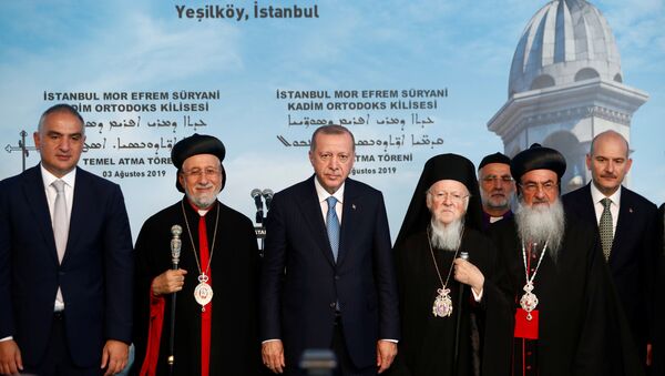 الرئيس التركي رجب طيب أردوغان خلال وضع حجر الأساس لكنيسة أرثوذكسية في إسطنبول - سبوتنيك عربي