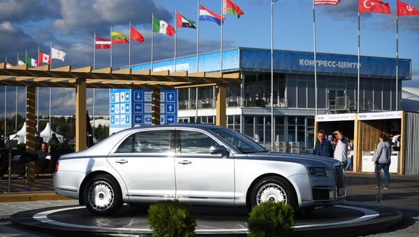 عرض سيارة أوروس سينات في معرض ماكس 2019 للطيران الجوي في مطار جوكوفسكي في ضواحي موسكو، 27 أغسطس/ آب 2019 - سبوتنيك عربي
