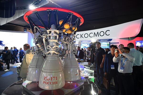 محرك صواريخ إر دي-171 - معرض ماكس 2019 للطيران الجوي في مطار جوكوفسكي في ضواحي موسكو، 27 أغسطس/ آب 2019 - سبوتنيك عربي