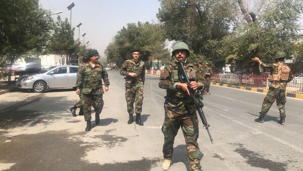 قوات أفغانية بالقرب من مكان تفجير في وسط العاصمة كابول، 5 سبتمبر/أيلول 2019 - سبوتنيك عربي