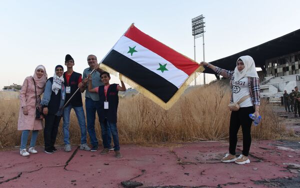 بالفيديو..ذوو الاحتياجات الخاصة يحتفون باستعادة قلعة الذاكرة الرياضية لسوريا وأعرق ملاعبها بالفيديو..ذوو الاحتياجات الخاصة يحتفون باستعادة قلعة الذاكرة الرياضية لسوريا وأعرق ملاعبها - سبوتنيك عربي