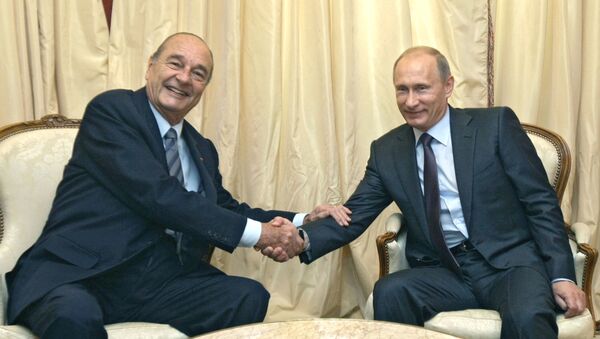 الرئيس الروسي فلاديمير بوتين والرئيس الفرنسي السابق جاك شيراك - سبوتنيك عربي
