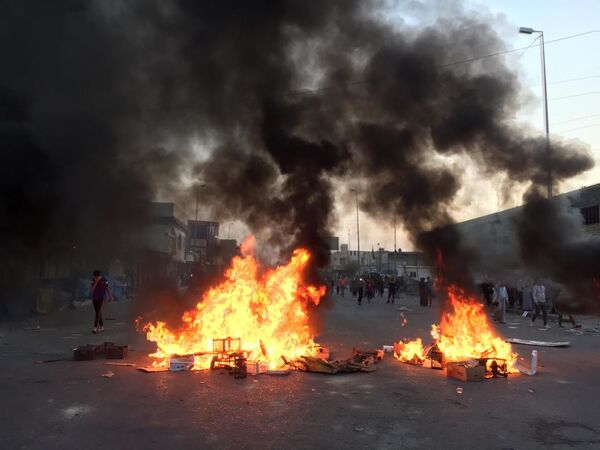 ما حقيقة التنسيق بين الجهات التنفيذية والتيار الصدري لإنهاء الاحتجاجات في العراق؟ ما حقيقة التنسيق بين الجهات التنفيذية والتيار الصدري لإنهاء الاحتجاجات في العراق؟ - سبوتنيك عربي