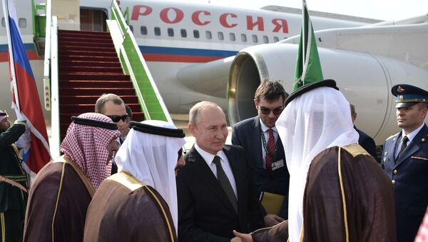 وصول الرئيس الروسي فلاديمير بوتين إلى الرياض، السعودية 14 أكتوبر 2019 - سبوتنيك عربي