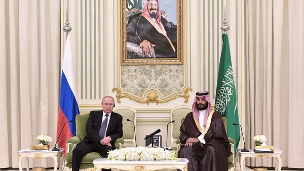 الرئيس الروسي فلاديمير بوتين وولي العهد السعودي الأمير محمد بن سلمان - سبوتنيك عربي