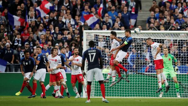 مباراة فرنسا وتركيا في تصفيات يورو 2020 - سبوتنيك عربي