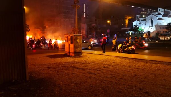 احتجاجات في منتصف بيروت في لبنان - سبوتنيك عربي