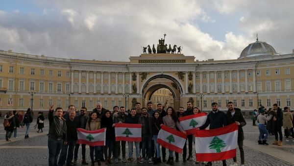 لبنانيون في مدينة سان بطرسبوغ الروسية - سبوتنيك عربي