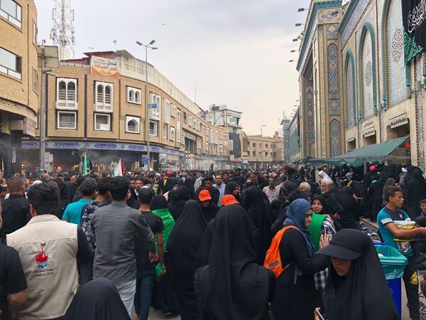 طقوس مقدسة تستقطب الملايين من الخارج في العراق... فيديو وصور طقوس مقدسة تستقطب الملايين من الخارج في العراق... فيديو وصور - سبوتنيك عربي