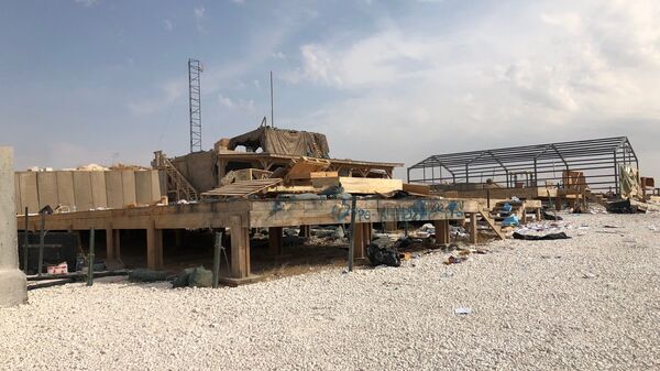 القاعدة العسكرية بعد انسحاب القوات الأمريكية منها في ضواحي منبج، سوريا - سبوتنيك عربي