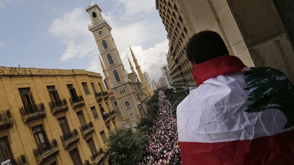  لبنان ينتفض تظاهرات واحتجاجات في بيروت - سبوتنيك عربي