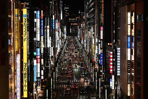 منظر عام يُظهر حي غينزا، منطقة التسوق بطوكيو في 23 أكتوبر 2019 - سبوتنيك عربي