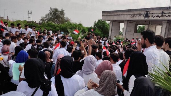 تظاهرات الطلاب في بغداد، العراق أكتوبر 2019 - سبوتنيك عربي