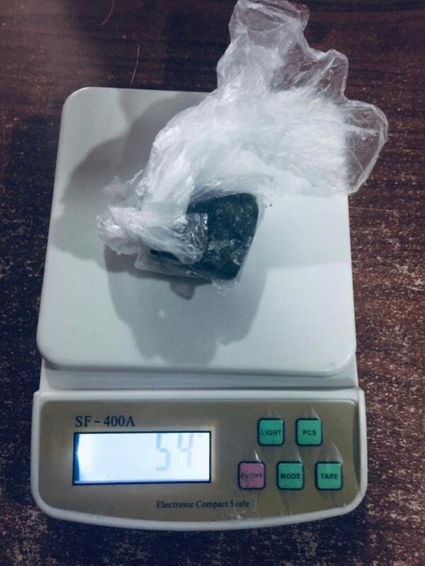اعتقال إيراني حاول إدخال مادة مخدرة مثيرة إلى العراق... صورة اعتقال إيراني حاول إدخال مادة مخدرة مثيرة إلى العراق... صورة - سبوتنيك عربي