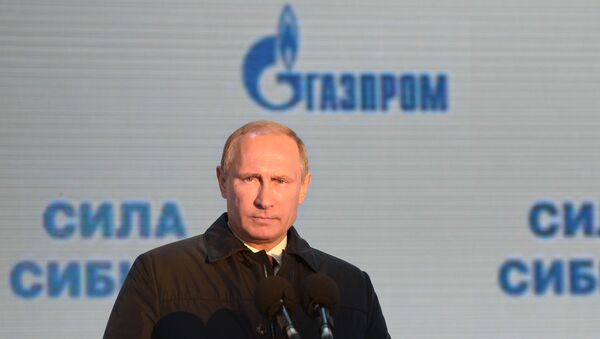 الرئيس الروسي فلاديمير بوتين يطلق عملية تزويد الصين بالغاز الروسي عبر خط قوة سيبيريا - سبوتنيك عربي