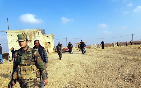 الجيش السوري يستعد لدخول محطة كهرباء حيوية قرب الطريق الدولي M4 - سبوتنيك عربي