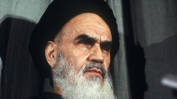 قائد الثورة الإيرانية والمرشد الأعلى للثورة الإسلامية الأسبق روح الله الخميني - سبوتنيك عربي
