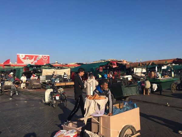 بين السحرة والشعراء...ساحة الفنا أشهر معالم المدينة الحمراء في المغرب بين السحرة والشعراء...ساحة الفنا أشهر معالم المدينة الحمراء في المغرب - سبوتنيك عربي