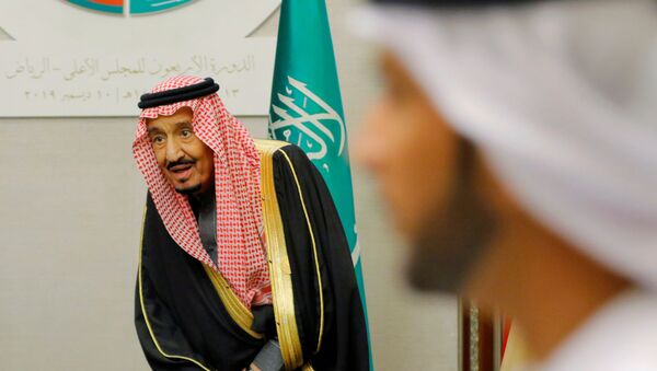 الملك سلمان في قمة مجلس التعاون الخليجي بالرياض - سبوتنيك عربي
