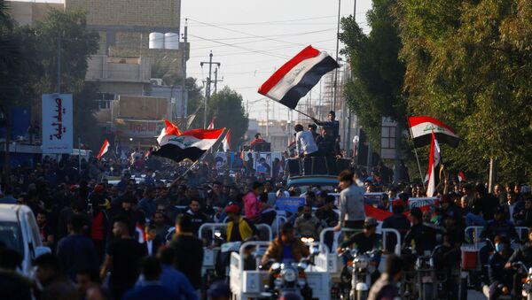 احتجاجات مناهضة للحكومة العراقية في بغداد، العراق 6 ديسمبر 2019 - سبوتنيك عربي
