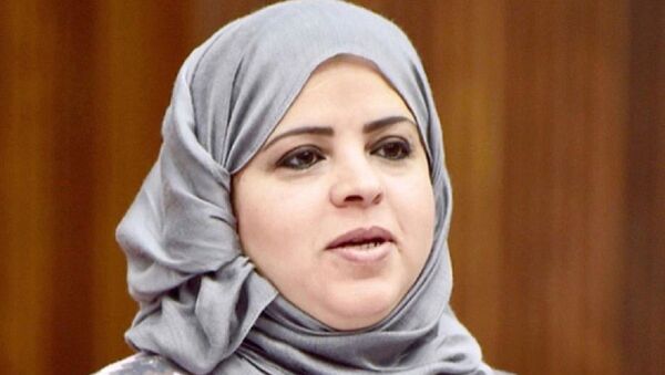 دلال جاسم الزايد رئيس اللجنة التشريعية والقانونية بمجلس الشورى البحريني - سبوتنيك عربي