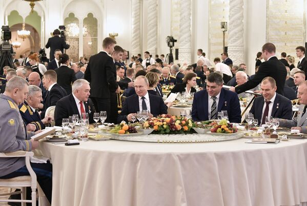 الرئيس الروسي فلاديمير بوتين في حفل الاستقبال السنوي في الكرملين على شرف أبطال يوم الوطن، 11 ديسمبر 2019 - سبوتنيك عربي
