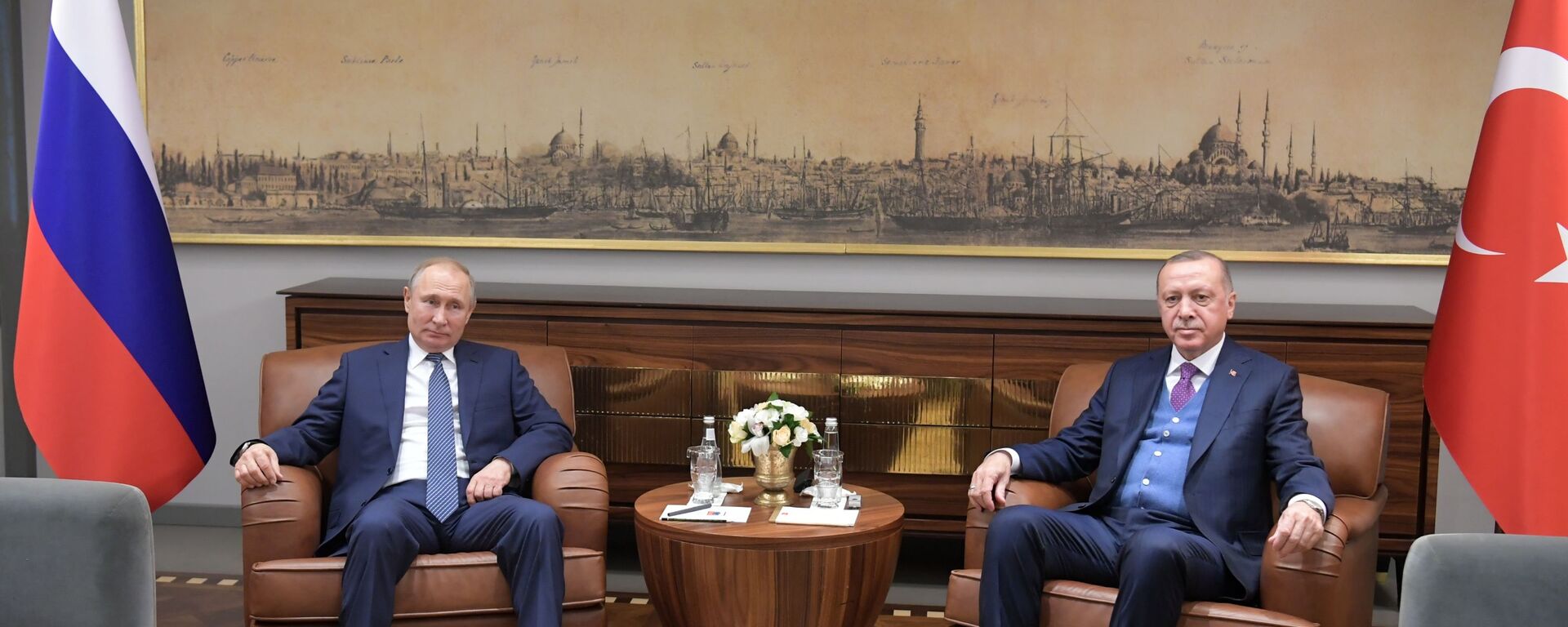 لقاء بين الرئيس الروسي فلاديمير بوتين والرئيس التركي رجب طيب أردوغان - سبوتنيك عربي, 1920, 07.10.2022
