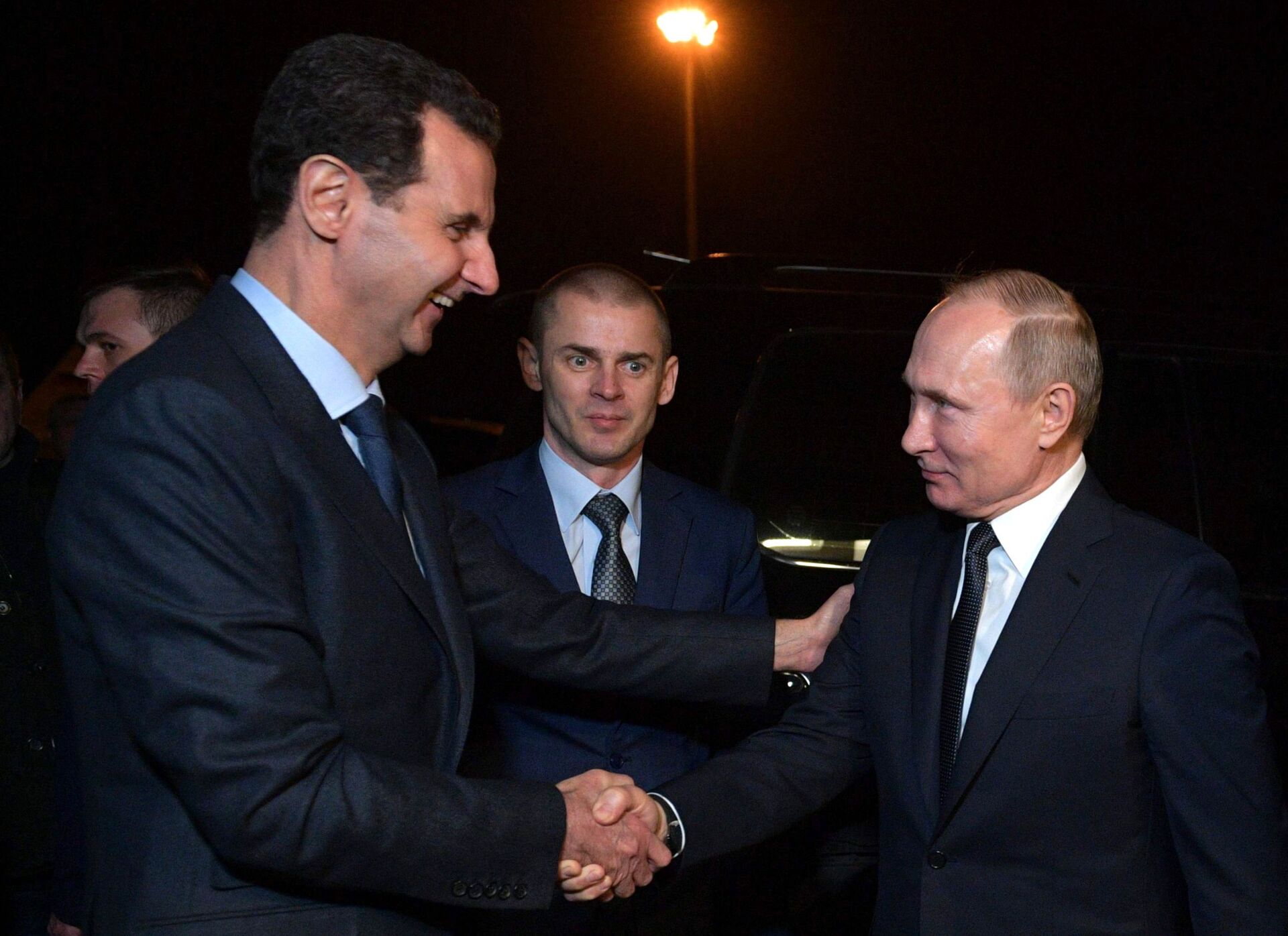 الرئيس الروسي  فلاديمير بوتين والرئيس السوري بشار الأسد بعد انتهاء اللقاء في دمشق، سوريا 7 يناير 2020 - سبوتنيك عربي, 1920, 16.03.2023