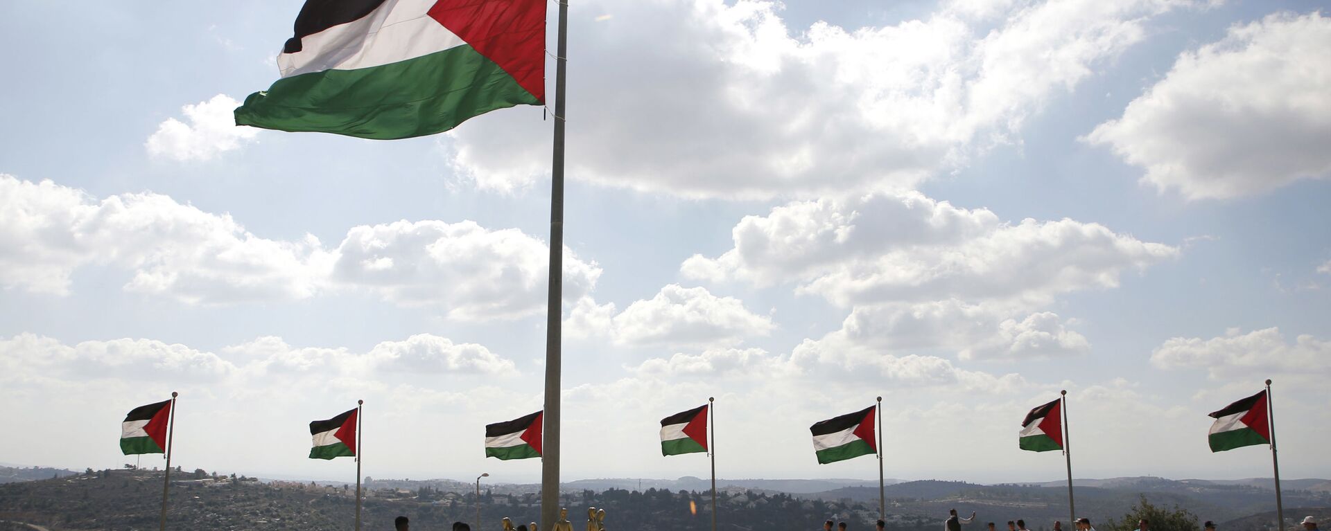 علم فلسطين في مدينة روابي، الضفة الغربية، فلسطين، أرشيف 2017 - سبوتنيك عربي, 1920, 20.10.2021