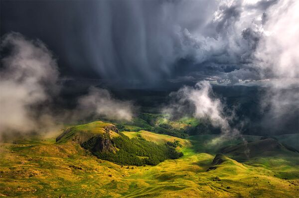 صورة بعنوان عاصفة قادمة، للمصور أندريه غراتشيوف، مرشح في فئة مشهد طبيعي - سبوتنيك عربي