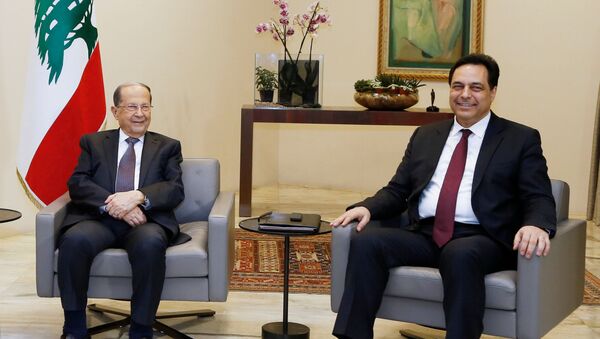 رئيس الوزراء المكلف حسن دياب يلتقي الرئيس اللبناني ميشال عون في القصر الرئاسي في بعبدا - سبوتنيك عربي