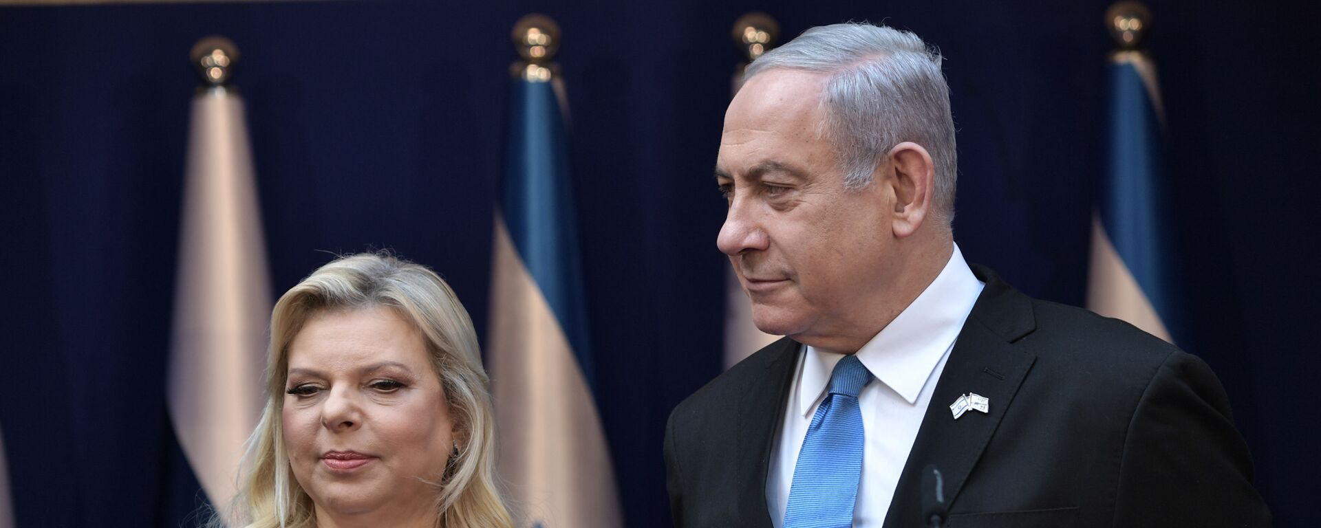 رئيس الوزراء الإسرائيلي بنيامين نتنياهو وزوجته سارة - سبوتنيك عربي, 1920, 05.03.2023