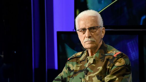 اللواء محمد طارق الخضراء القائد العام لجيش التحرير الفلسطيني - سبوتنيك عربي