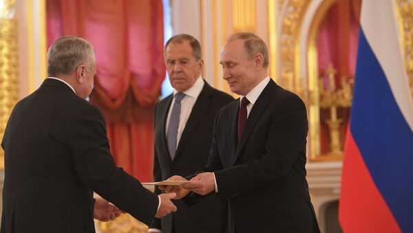 الرئيس الروسي فلاديمير بوتين في الكرملين - سبوتنيك عربي