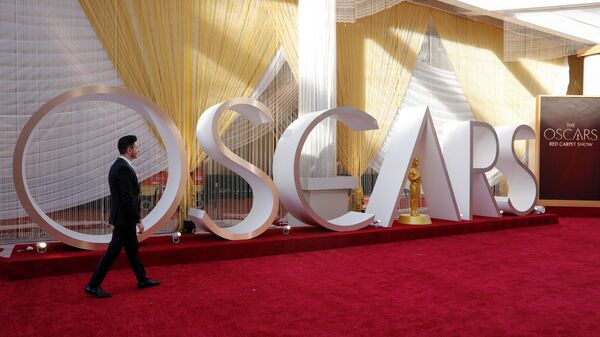 التحضير لحفل جوائز الأوسكار 92 على طول منطقة السجادة الحمراء في لوس أنجلوس  - سبوتنيك عربي