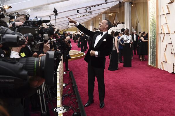 الممثل الأمريكي توم هانكس يصل لحضور حفل توزيع جوائز أوسكار في لوس أنجلوس، الولايات المتحدة 9 فبراير 2020 - سبوتنيك عربي