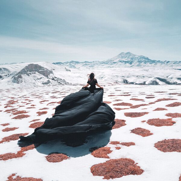 صورة بعنوان جبل إلبروس في روسيا، للمصور سيرغي سافينكو من روسيا، الحائزة على الجائزة الوطنية (روسيا) في المسابقة العالمية سوني للتصوير لعام 2020 - سبوتنيك عربي