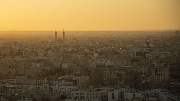 شروق الشمس بمدينة طرابلس الليبية - سبوتنيك عربي