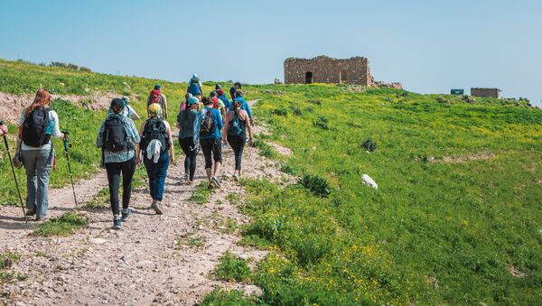 يجوب 73 قرية لمدة 45 يومًا.. مسير درب الأردن وجه جديد من سياحة المغامرات - سبوتنيك عربي