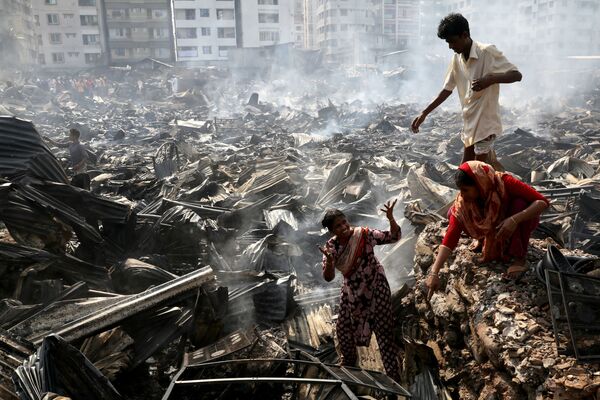 عواقب حريق في أحياء دكا الفقيرة ببنغلاديش، 11 مارس 2020 - سبوتنيك عربي