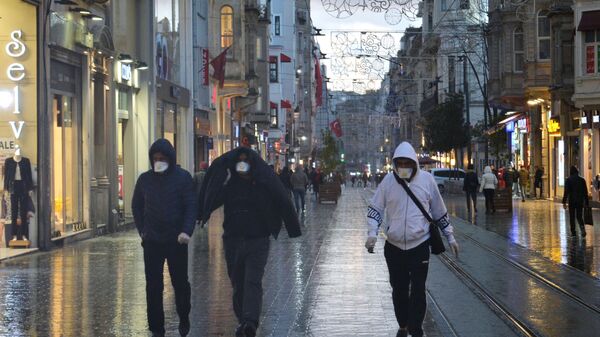  انتشار فيروس كورونا في تركيا - الاجراءات الاحترازية ضد انتشار الفيروس في اسطنبول، ١٨ مارس ٢٠٢٠ - سبوتنيك عربي