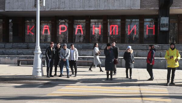 مسرح موسكو للفنون الذي يحمل اسم ميخائيل غوركي في موسكو، مغلق في إطار الاجراءات الاحترازية مع انتشار الفيروس التاجي كورونا في روسيا  17 مارس 2020 - سبوتنيك عربي