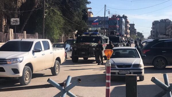 الشرطة الروسية تفض اشتباكا مسلحا بين الدفاع الوطني السوري وقسد بالقامشلي - سبوتنيك عربي