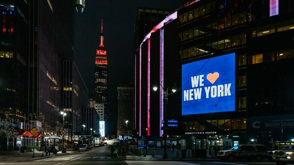   نيويورك، تايمز سكوير (ساحة التايمز)، وضع حالة الطوارئ على خلفية تفشي كورونا في البلاد، 31 مارس 2020 - سبوتنيك عربي