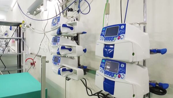 مستشفى بيرغامو الميداني،  حيث يُعالج مصابو كورونا، إيطاليا 6 أبريل 2020 - سبوتنيك عربي