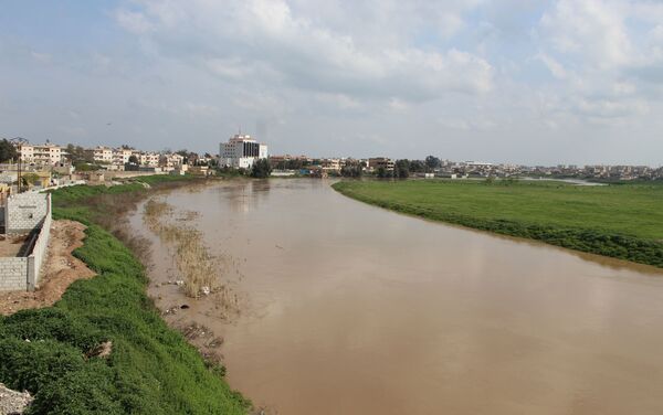 الأنهار والسدود في الحسكة جراء التعطيل الأمريكي لمشاريع المياه الاستراتيجية - سبوتنيك عربي